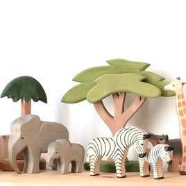 Wooden Animal Figures Handcrafted Elephant Lion Giraffe Toys