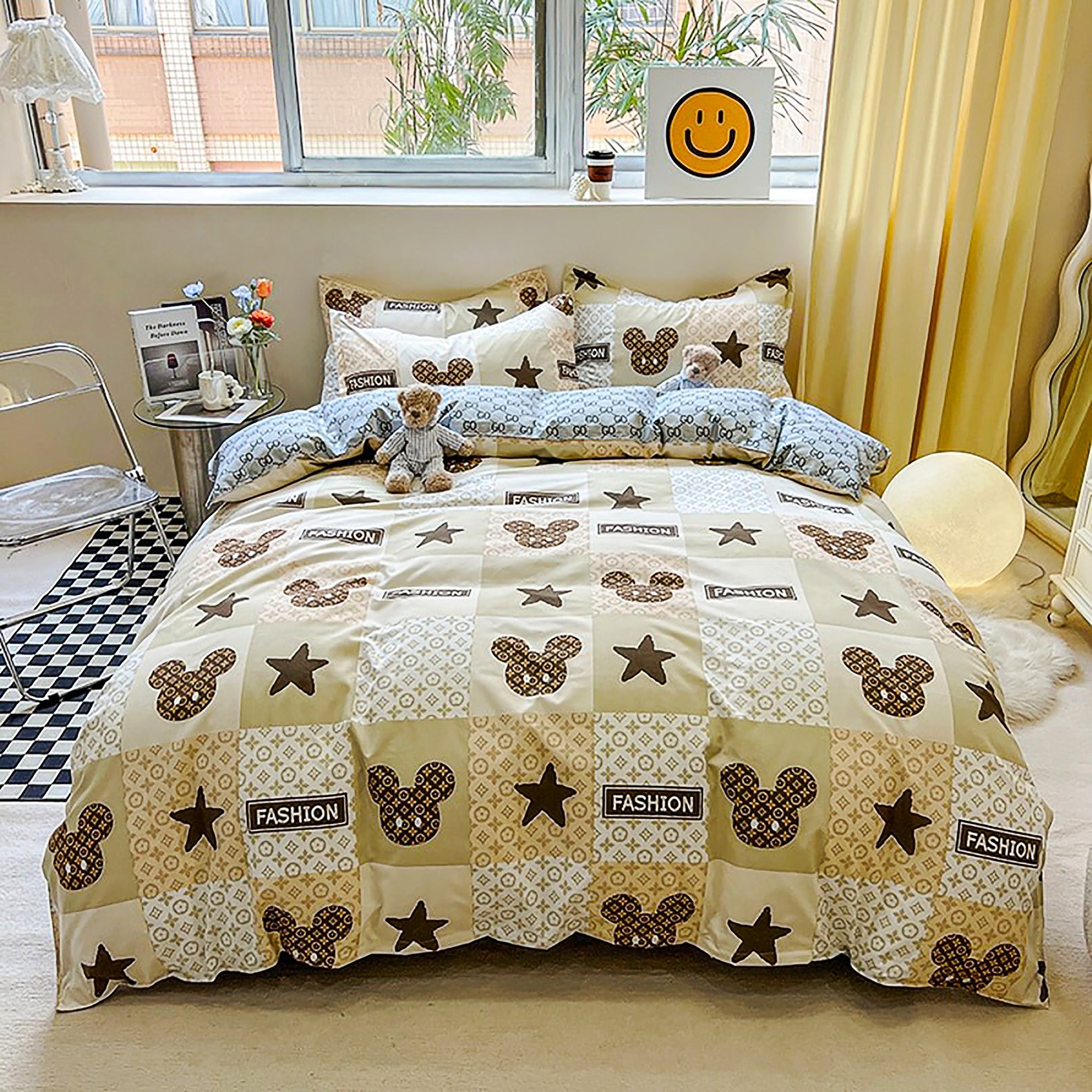 FASHION Disney Mickey Mouse Louis Vuitton Quilt Bedding Set